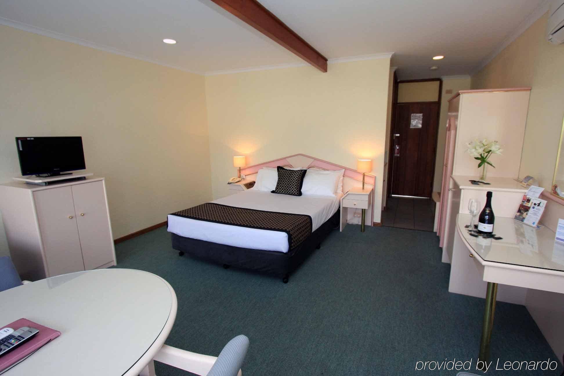 William Macintosh Motor Lodge Naracoorte Habitación foto